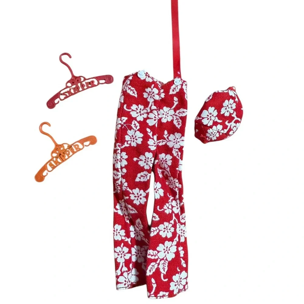 VINTAGE 1970's SKIPPER DOLL OUTFIT SUPER SLACKS 2 Hangers Hat INCOMPLETE Red